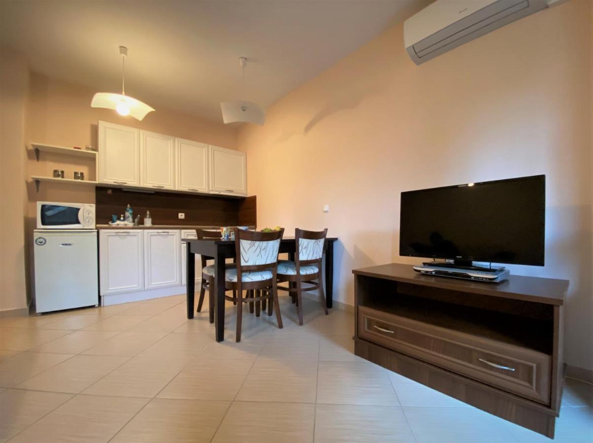 Green Life Bansko, 1 Bedroom Private Apartment D4 エクステリア 写真